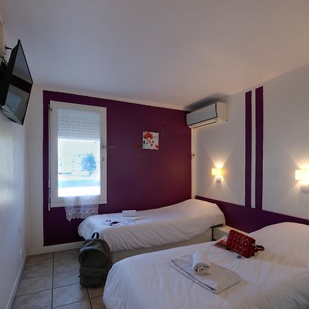 Hotel California Mauguio Bagian luar foto
